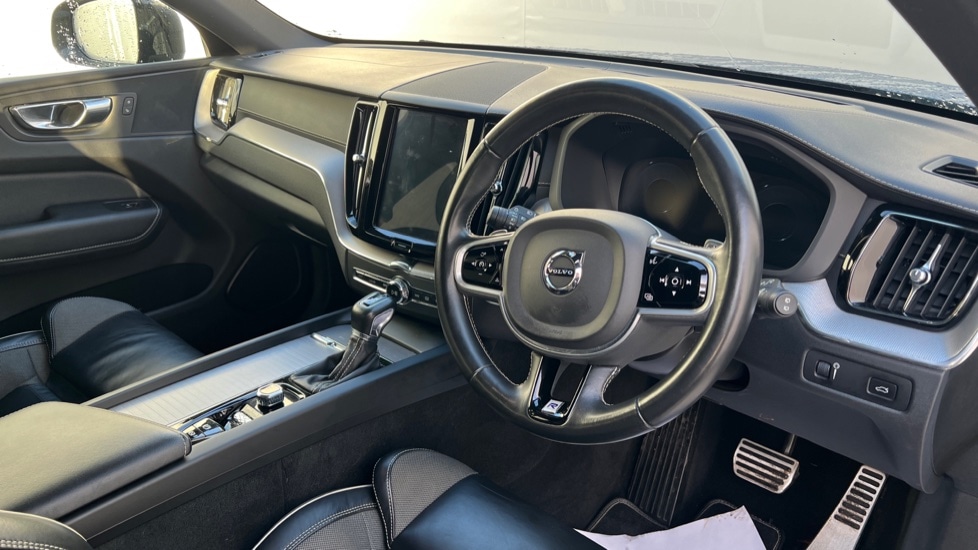 Used Volvo XC60 2019 for sale - 76873958: Photo 5