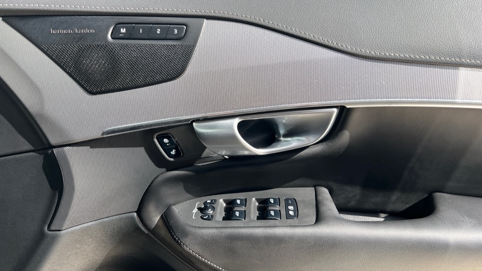 Used Volvo XC90 2023 for sale - 76447286: Photo 15