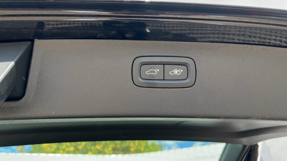 Used Volvo XC90 2023 for sale - 76447286: Photo 45