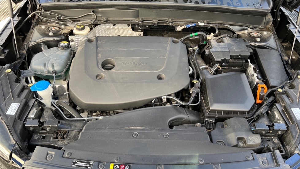 Used Volvo XC40 2023 for sale - 76872738: Photo 23