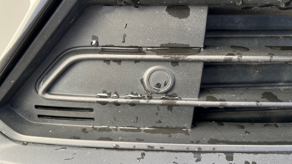 Used Volvo XC40 2023 for sale - 76872738: Photo 45