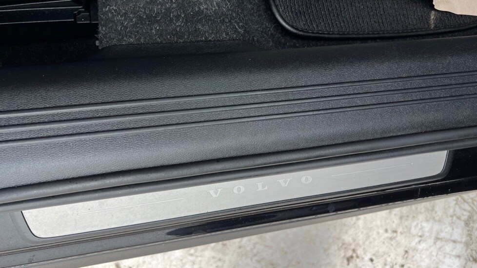 Used Volvo XC40 2020 for sale - 76871701: Photo 38