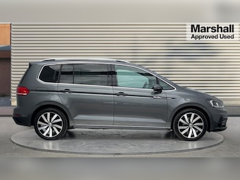 Used Volkswagen Touran 2020 for sale - 75464867: Photo