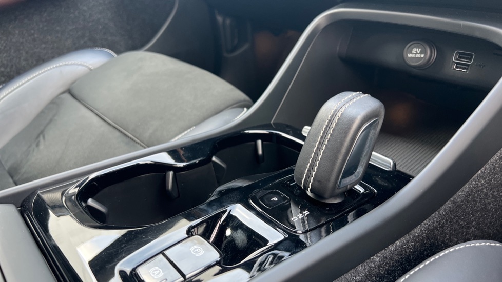 Used Volvo XC40 2021 for sale - 76630257: Photo 14