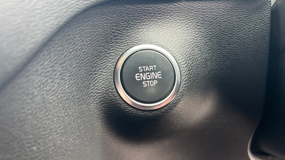 Used Volvo XC40 2021 for sale - 76630257: Photo 27