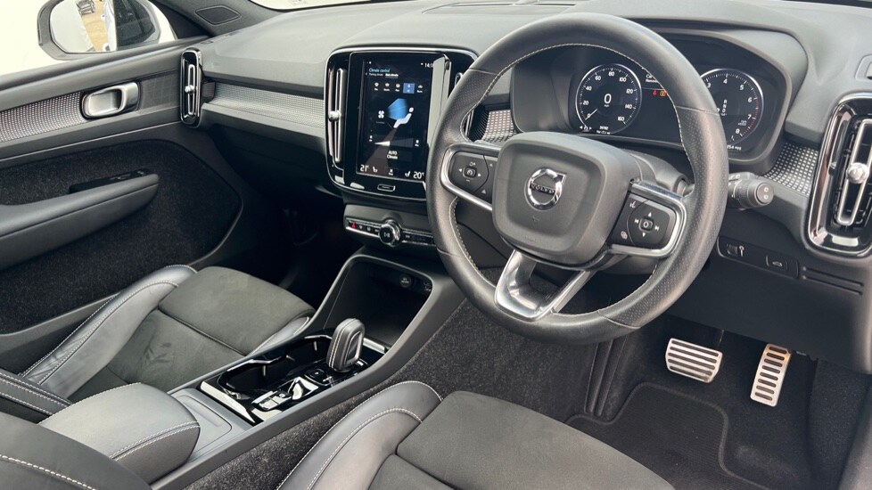 Used Volvo XC40 2021 for sale - 76630257: Photo 5