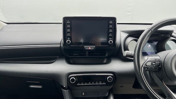 Used Toyota Yaris 2022 for sale - 76297456: Photo 12