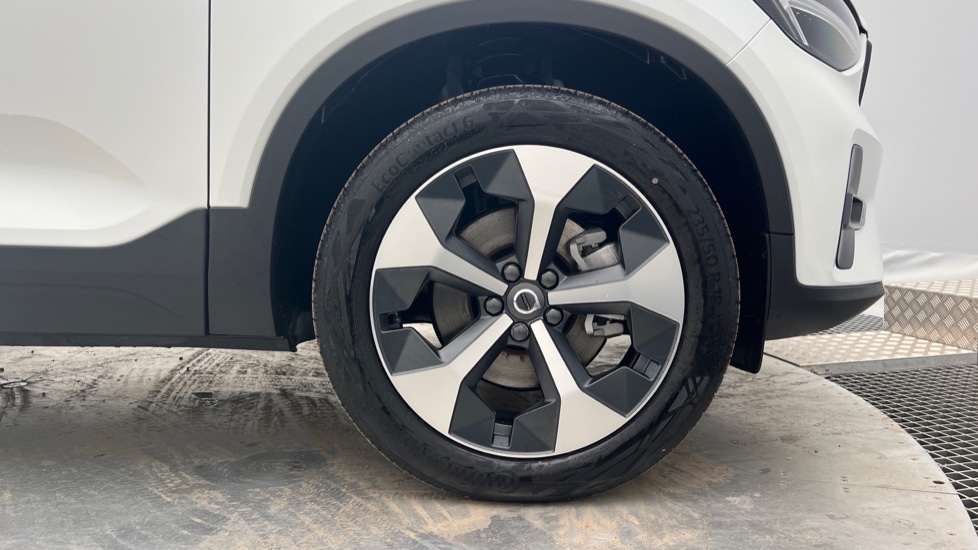 Used Volvo XC40 2025 for sale - 76146192: Photo 26