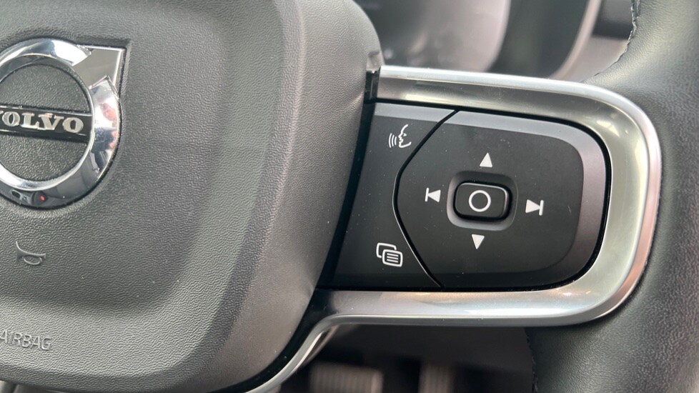 Used Volvo XC40 2021 for sale - 77021870: Photo 19