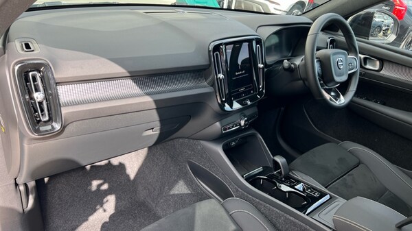 Used Volvo XC40 2024 for sale - 75501699: Photo 4
