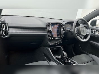 Used Volvo XC40 2024 for sale - 75501699: Photo