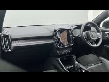 Used Volvo XC40 2021 for sale - 75361074: Photo