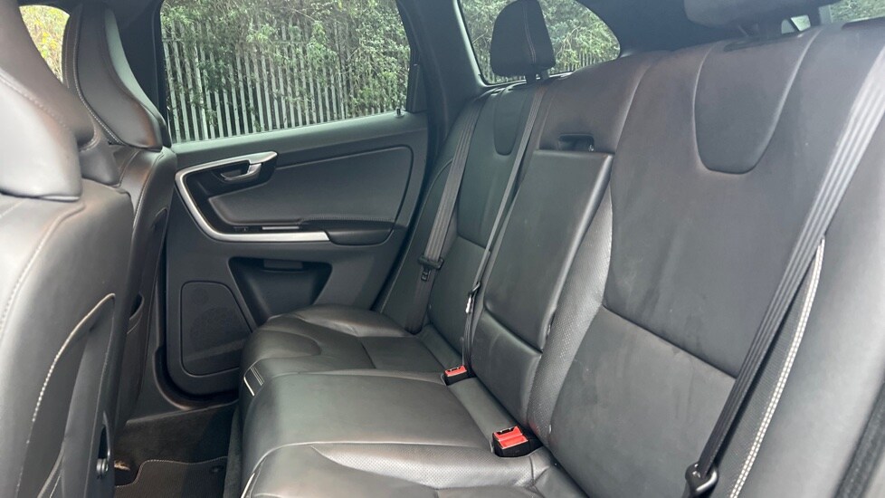 Used Volvo XC60 2015 for sale - 77047695: Photo 10