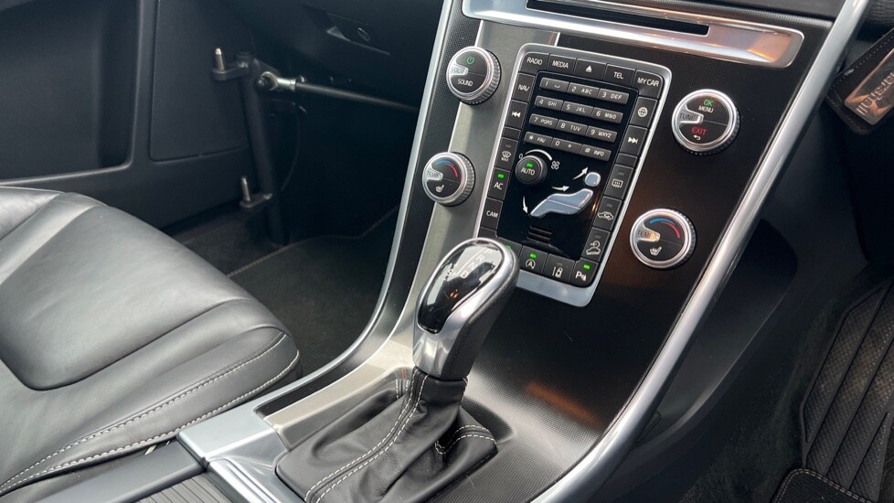 Used Volvo XC60 2015 for sale - 77047695: Photo 14