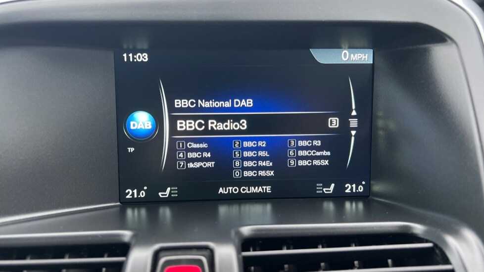 Used Volvo XC60 2015 for sale - 77047695: Photo 32