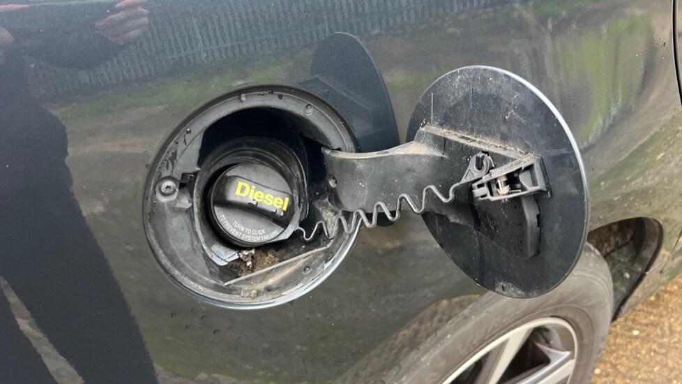 Used Volvo XC60 2015 for sale - 77047695: Photo 37