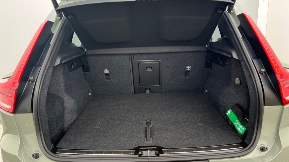 Used Volvo XC40 2025 for sale - 76112031: Photo 17