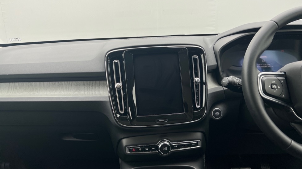 Used Volvo XC40 2025 for sale - 76112031: Photo 22