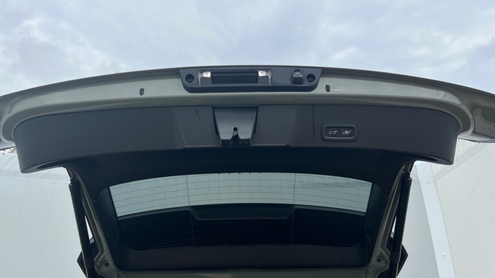 Used Volvo XC40 2025 for sale - 76112031: Photo 42