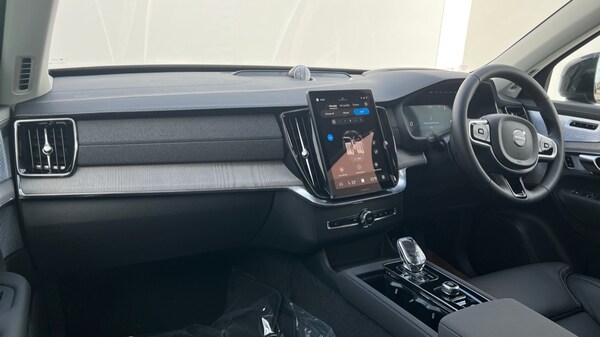Used Volvo XC90 2025 for sale - 76112032: Photo 4