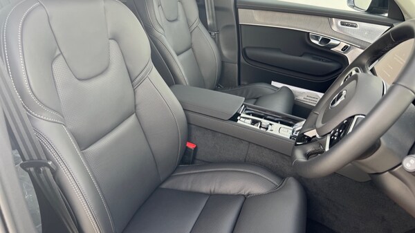Used Volvo XC90 2025 for sale - 76112032: Photo 9