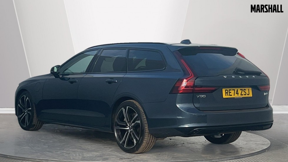 Used Volvo V90 2024 for sale - 76208935: Photo 2