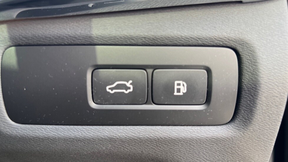 Used Volvo V90 2024 for sale - 76208935: Photo 44