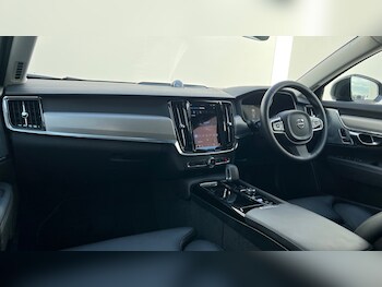 Used Volvo V90 2024 for sale - 76208935: Photo 4