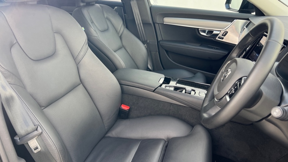 Used Volvo V90 2024 for sale - 76208935: Photo 9