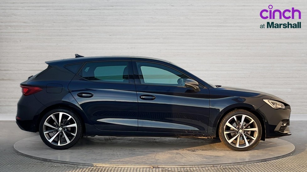 Used SEAT Leon 2022 for sale - 76872777: Photo 2