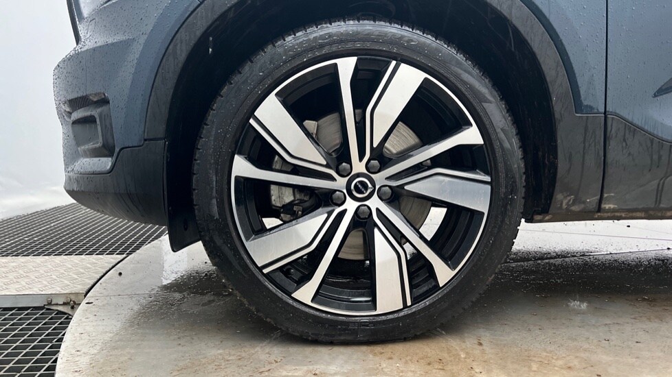 Used Volvo XC40 2021 for sale - 76874178: Photo 24