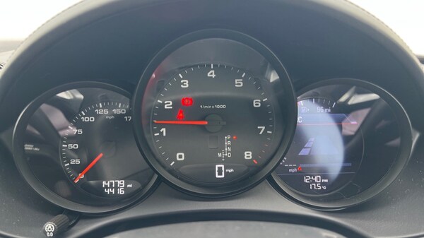 Used Porsche Cayman 2021 for sale - 76154653: Photo 13