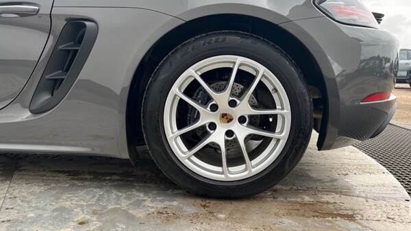 Used Porsche Cayman 2021 for sale - 76154653: Photo 19