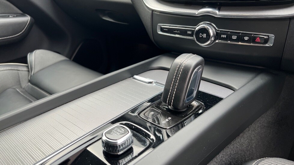 Used Volvo XC60 2021 for sale - 76203740: Photo 14