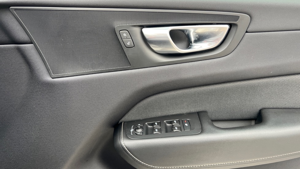 Used Volvo XC60 2021 for sale - 76203740: Photo 15