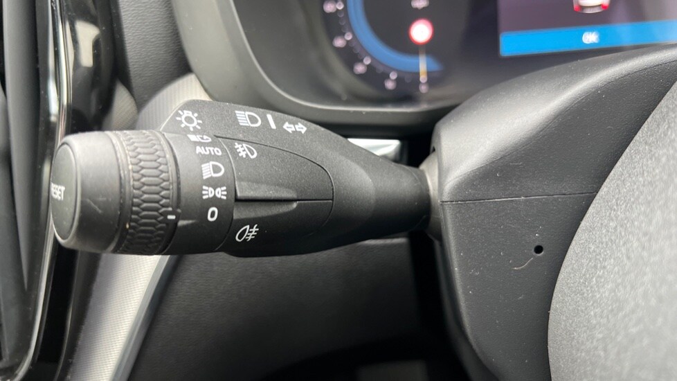 Used Volvo XC60 2021 for sale - 76203740: Photo 28