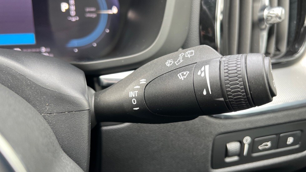 Used Volvo XC60 2021 for sale - 76203740: Photo 29