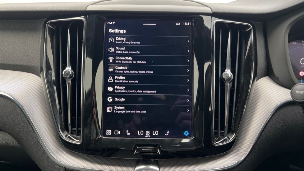 Used Volvo XC60 2021 for sale - 76203740: Photo 34