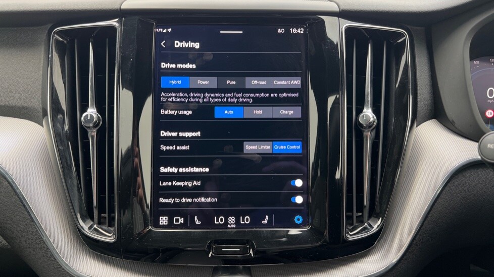 Used Volvo XC60 2021 for sale - 76203740: Photo 35