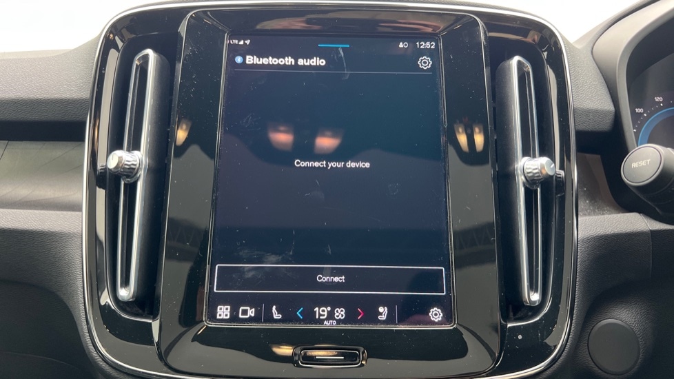 Used Volvo C40 2022 for sale - 76773086: Photo 31