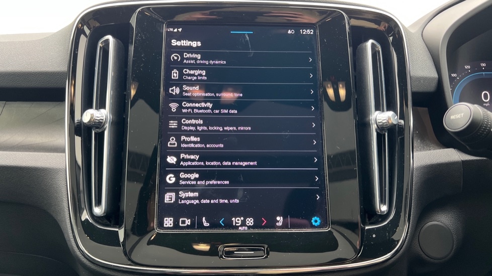 Used Volvo C40 2022 for sale - 76773086: Photo 35