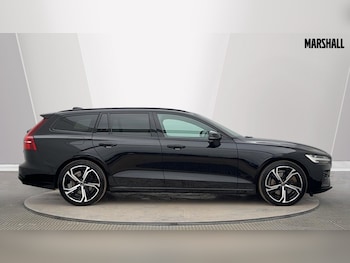 Used Volvo V60 2022 for sale - 76241712: Photo