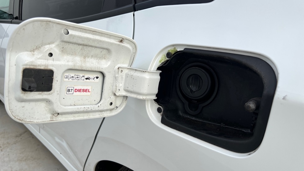 Used Honda Civic 2018 for sale - 76977689: Photo 23