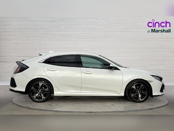Used Honda Civic 2018 for sale - 76977689: Photo
