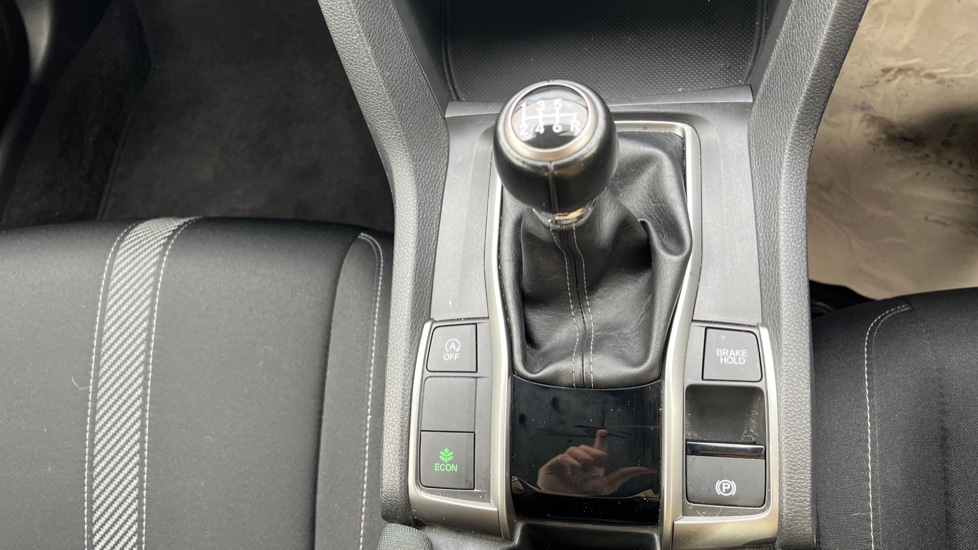 Used Honda Civic 2018 for sale - 76977689: Photo 31