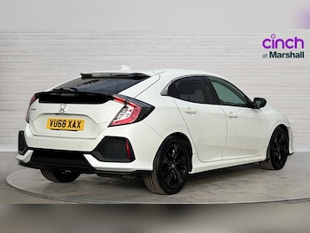 Used Honda Civic 2018 for sale - 76977689: Photo