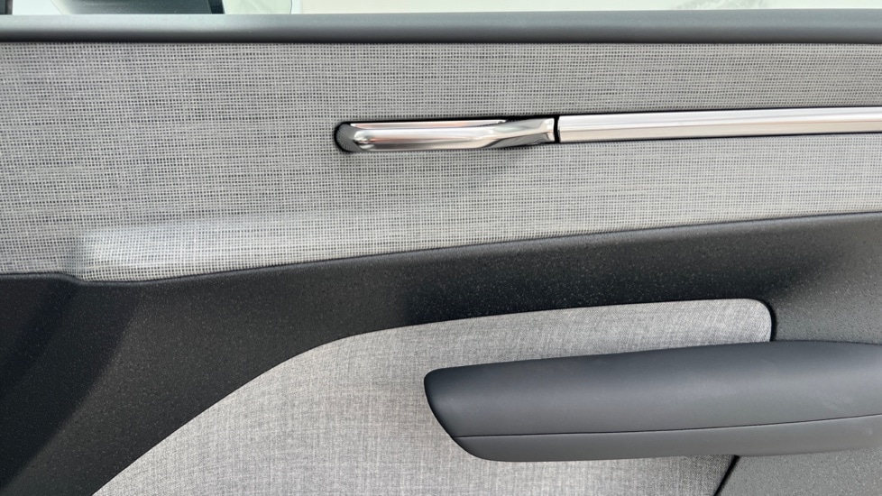 Used Volvo EX30 2025 for sale - 76544582: Photo 15