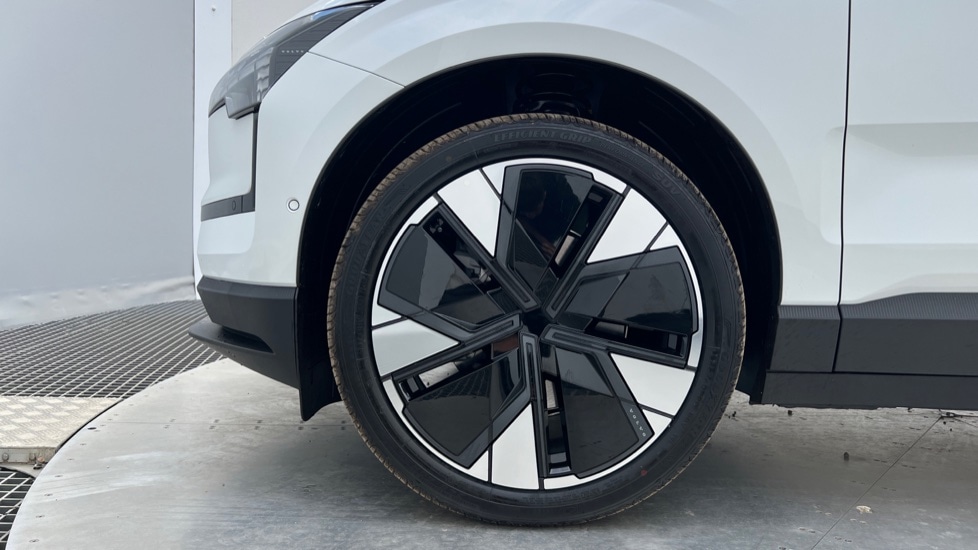 Used Volvo EX30 2025 for sale - 76544582: Photo 25