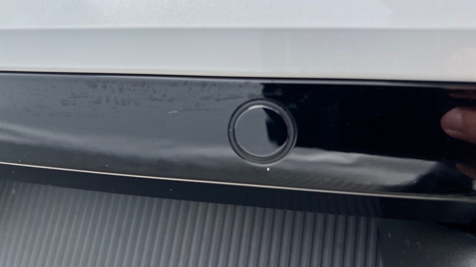 Used Volvo EX30 2025 for sale - 76544582: Photo 42