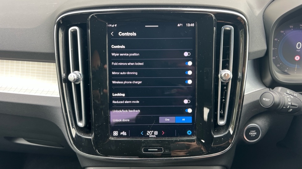 Used Volvo XC40 2023 for sale - 76780353: Photo 20